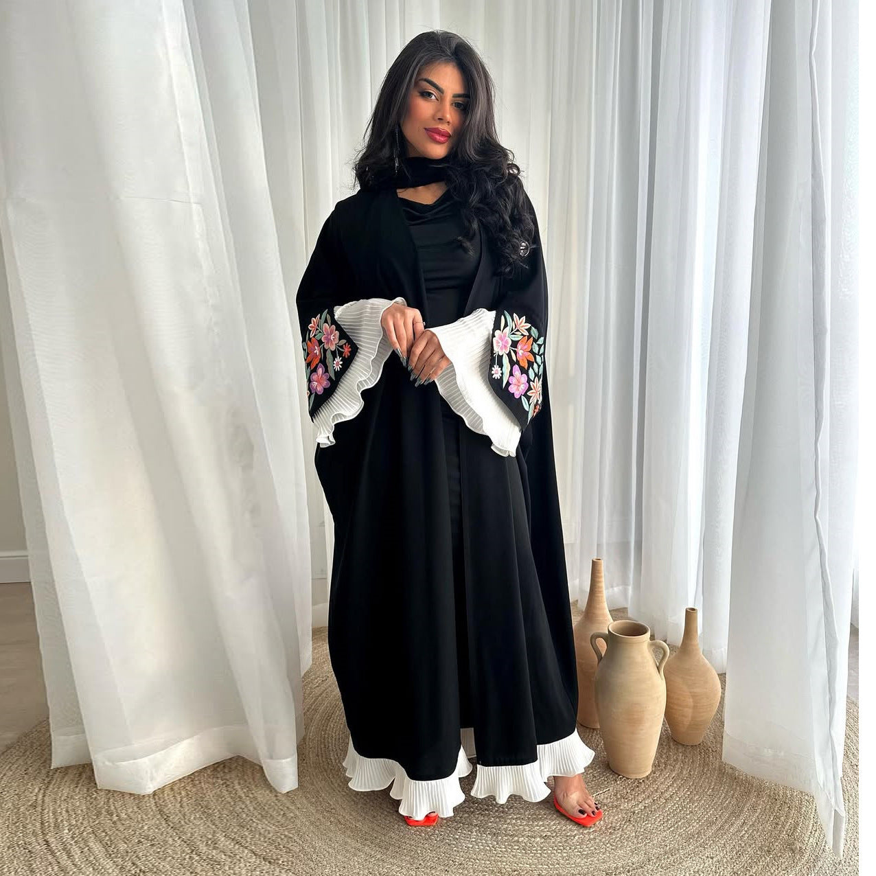 Arab Embroidery Robe Fashion Outerwear Pleated Muslim Clothing