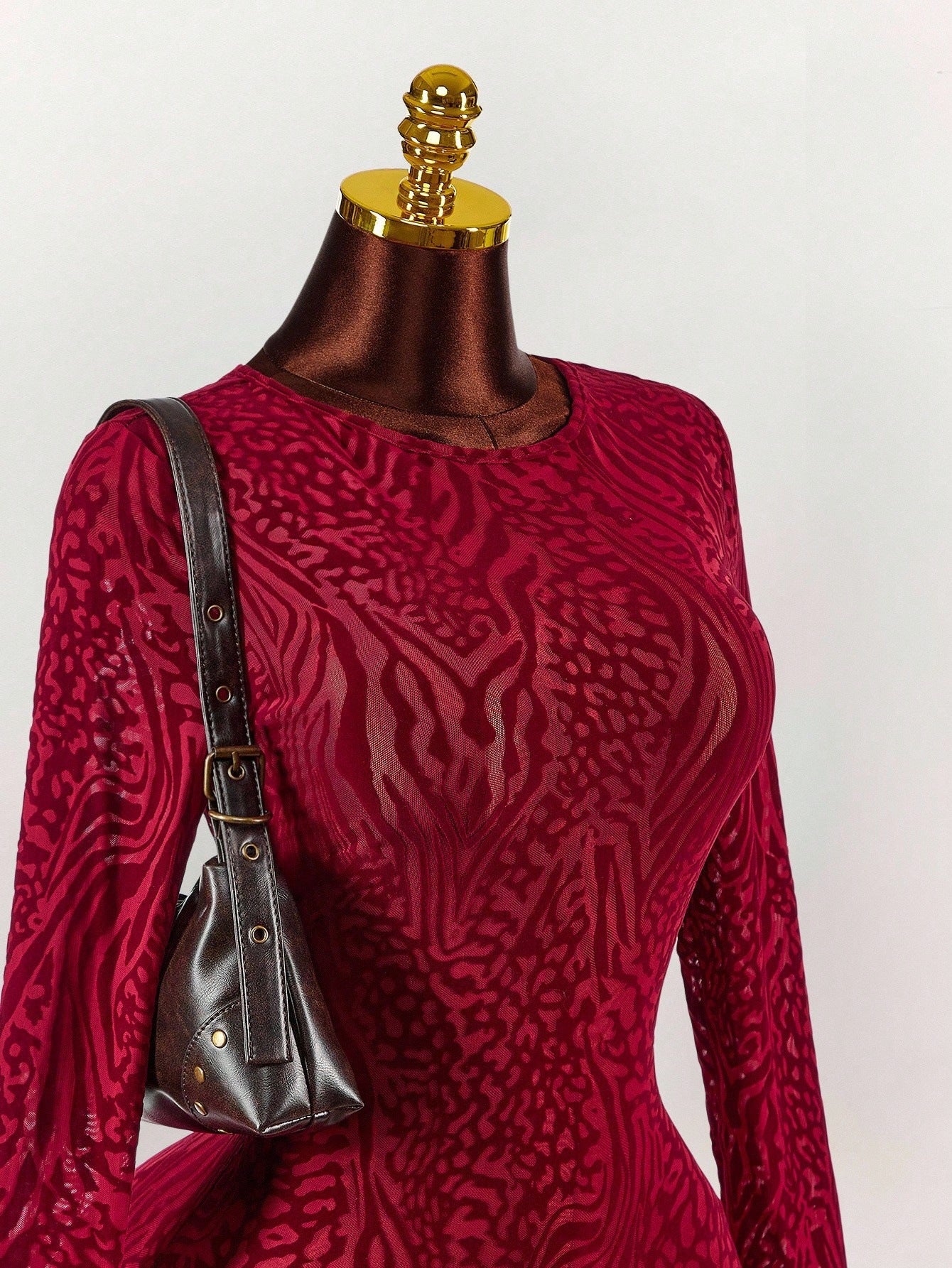 Contrast Color Round Neck Elegant Flare Sleeve Slim Fit Backless Dress