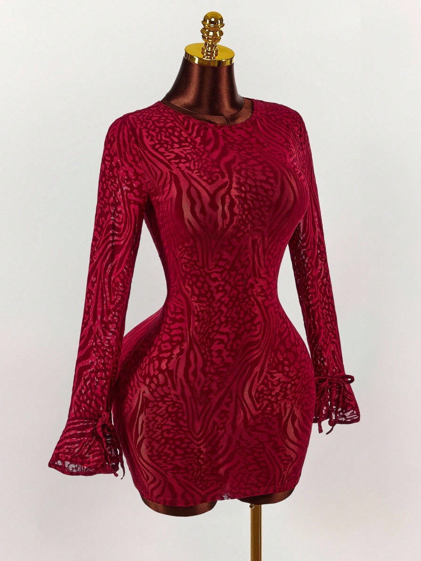 Contrast Color Round Neck Elegant Flare Sleeve Slim Fit Backless Dress